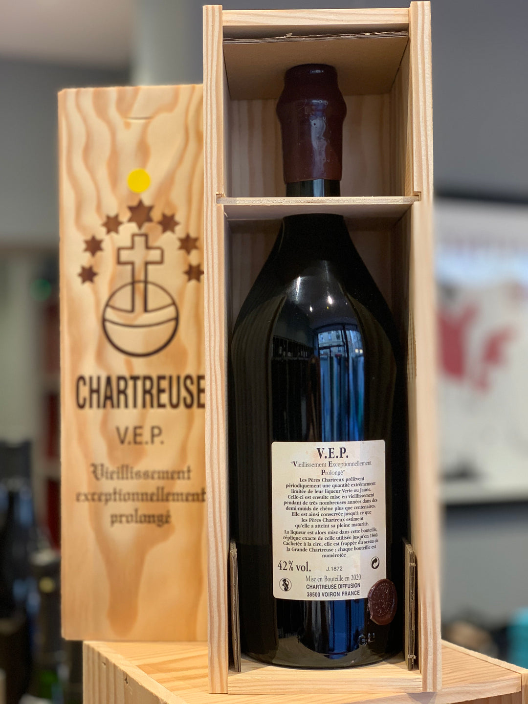 La Chartreuse V.E.P. Jaune (à Vieillissement Exceptionnellement Prolongé) 42%, 100 cl - mise 2025