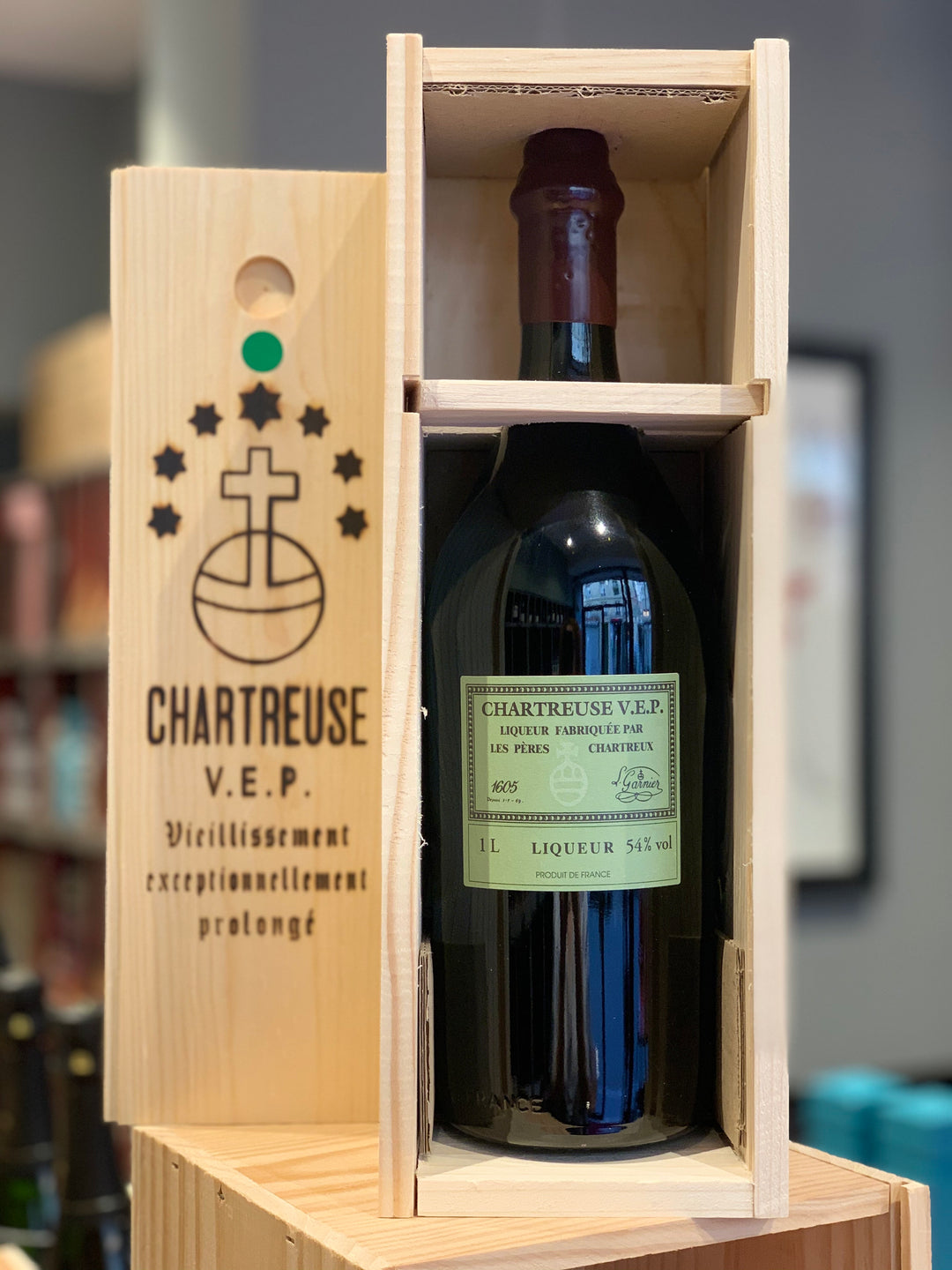 La Chartreuse V.E.P. Verte (à Vieillissement Exceptionnellement Prolongé) 54%, 100 cl